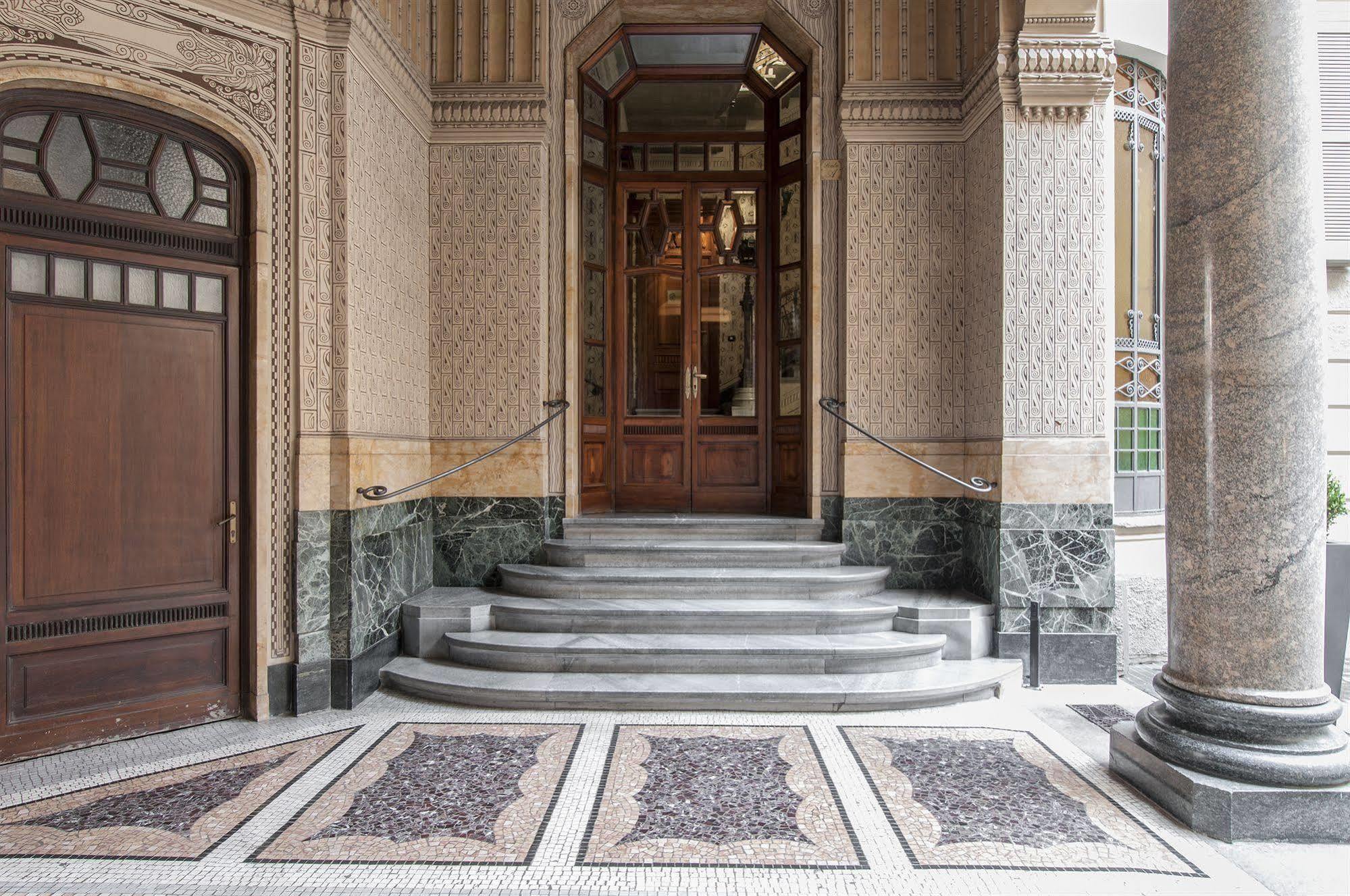 Milan Royal Suites Extérieur photo