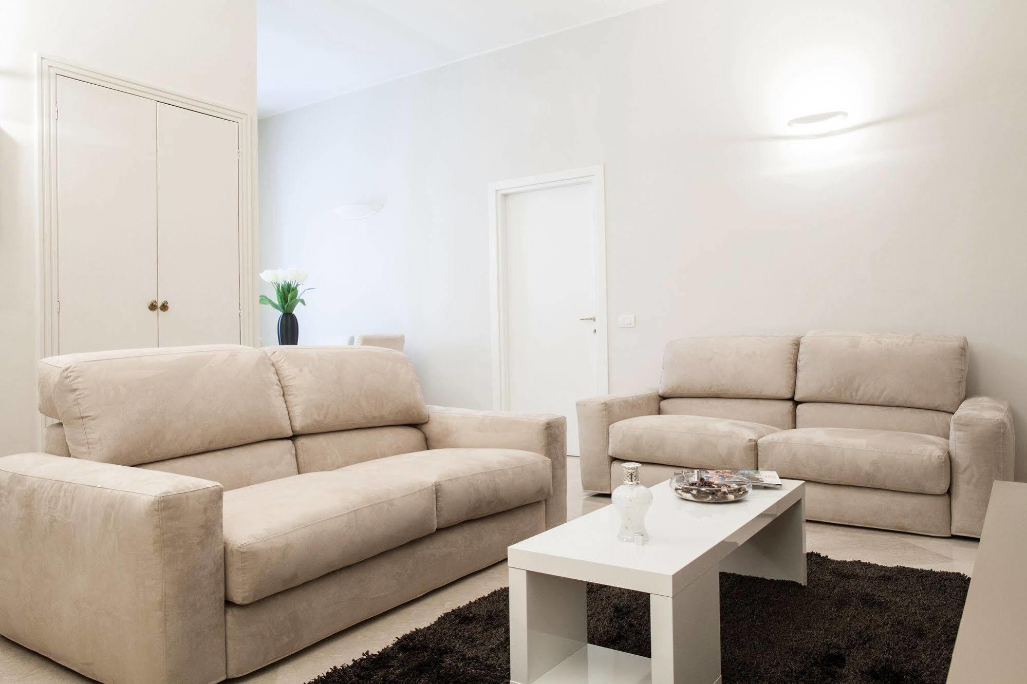 Milan Royal Suites Extérieur photo
