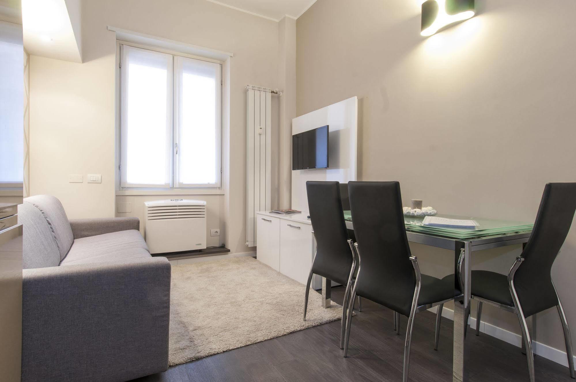 Milan Royal Suites Extérieur photo