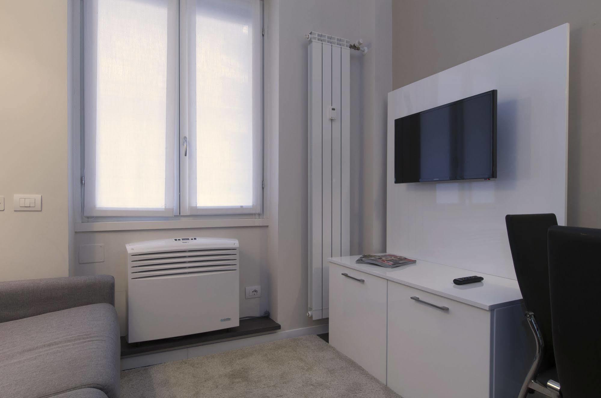 Milan Royal Suites Extérieur photo